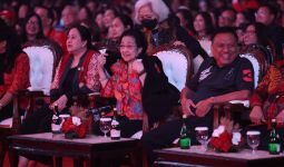 Megawati dan Elite PDIP Berkumpul Peringati Natal di Kemayoran - JPNN.com