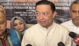 Anies-Muhaimin Pilih Membangun Kereta Api Ketimbang Tol, Tom Lembong Beberkan Alasannya - JPNN.com