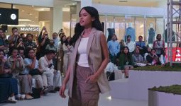 Didapuk jadi Brand Advocate Uniqlo Indonesia, Maudy Ayunda Ungkap Item Fesyen Favorit - JPNN.com