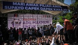 Warga Sumbar Ini Mengaku Dikhianati Prabowo, Anies: Kami Akan Konsisten Memperjuangkan Rakyat - JPNN.com