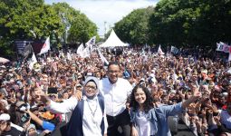 Anies Bahagia Melihat Anak Didik Indonesia Mengajar Bisa Mendapatkan Mimpinya - JPNN.com