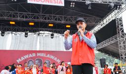 Kaesang Kampanye di Bekasi, Baliho Mawar Melawan Bertebaran - JPNN.com