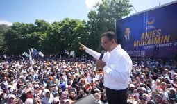 Soal Jokowi & Salam 2 Jari di Mobil Kepresidenan, Anies Singgung Muruah Kepemimpinan - JPNN.com