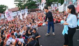 Kampanye Akbar PSI di Manado, Kaesang Mengganti Baru HP Warga yang Rusak - JPNN.com