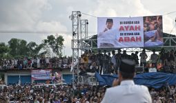 Anies Mengomentari Jokowi & Prabowo Makan Bakso Bareng, Orba! - JPNN.com