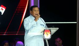 Awali Debat Capres, Prabowo Ucap Bismillah, Lalu Janjikan 3 Juta Rumah - JPNN.com