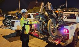Patroli Blue Light Menjelang Pemilu 2024 di Rohul, Polisi Amankan 10 Sepeda Motor Berknalpot Bising - JPNN.com