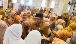 2.331 Guru Honorer di Padang Diangkat menjadi PPPK pada 2024 - JPNN.com