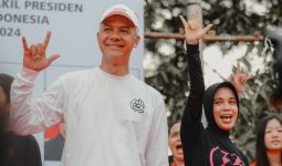 Atikoh Ganjar Ungkap Cara Sukarelawan Menangkal Hoaks - JPNN.com