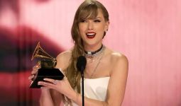 Terima Penghargaan Grammy Awards 2024, Taylor Swift Umumkan Album Baru - JPNN.com