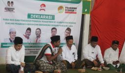 Kiai dan Gus Pengasuh Ponpes di Sragen Deklarasi Dukung Prabowo-Gibran - JPNN.com