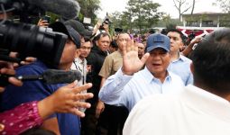 Bonus Rp 1 Miliar dari Pak Prabowo untuk Semen Padang FC - JPNN.com
