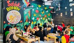 Mencicipi Kuliner Enak dan Murah di Cafe Seblak Bohay - JPNN.com