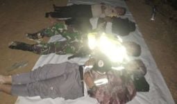 Jalan Rusak Hambat Pengiriman Logistik Pemilu di Kampar Kiri Hilir, Polisi Beraksi - JPNN.com