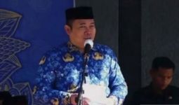 Pj Gubernur Gorontalo Roboh Saat Pimpin Apel, Ini Sebabnya - JPNN.com