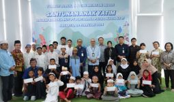 Sambut HUT Pertamina Patra Niaga ke-27, Regional JBB Beri Santunan Anak Yatim & Panti Asuhan - JPNN.com
