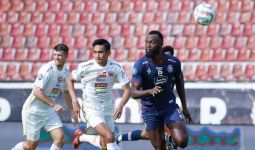 Persija Jakarta Keok, Arema FC Keluar dari Zona Degradasi - JPNN.com