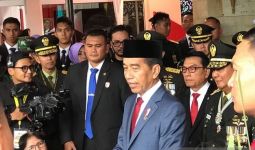 Jokowi Ungkap Sosok Ini yang Membuatnya Memberikan Pangkat Jenderal Kehormatan kepada Prabowo - JPNN.com
