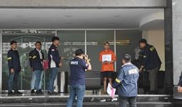 Pembunuh Anak Tamara Tyasmara Jalani 49 Adegan Rekonstruksi - JPNN.com