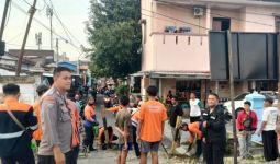 Innalillahi, Balita Tewas Tertabrak Kereta Api di Semarang - JPNN.com