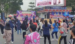 Ratusan Masyarakat Serbu Senam Sehat Satlantas Polresta Pekanbaru, Ini Sebabnya - JPNN.com