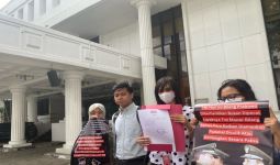 Datangi Istana, KontraS Protes Pemberian Jenderal Kehormatan kepada Prabowo - JPNN.com
