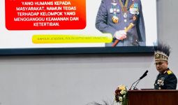 Irjen Herry Heryawan Raih Gelar Doktoral, Berhasil Pertahankan Disertasi soal Papua - JPNN.com