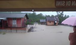 2 Rumah Warga di Buol Hanyut Terseret Banjir - JPNN.com