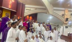 Umat Katolik Sambut Gembira Uskup Agung Kupang yang Baru - JPNN.com