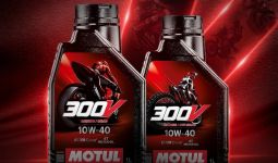 Oli Terbaru Motul 300V Diklaim Mampu Meningkatkan Performa Motor - JPNN.com