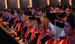Kelola Alumni Network, Universitas Pembangunan Jaya Manfaatkan Hasil Tracer Study - JPNN.com