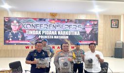 Bea Cukai & Polresta Mataram Sita 2 Kilogram Paket Ganja Asal Sumatera - JPNN.com