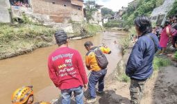 Hanyut di Sungai Brantas Kota Malang, Balita Bernama Kurt Cobain Ditemukan Meninggal Dunia - JPNN.com
