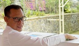 Jaro Ade: Prabowo-Gibran Tidak Menang 100% di Desa Cileuksa - JPNN.com