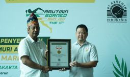 Libatkan Peserta Tunanetra dalam Arutmin Borneo Run, Anak Usaha BUMI Raih Rekor MURI - JPNN.com