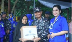 TNI AL Gelar Bakti Sosial di Banyuwangi, Begini Harapan KSAL - JPNN.com