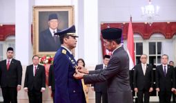 Presiden Jokowi Lantik Marsma Tonny Sebagai KSAU - JPNN.com