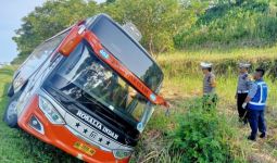 Bus Rosalia Indah Kecelakaan di Tol Semarang-Batang, 7 Orang Tewas - JPNN.com