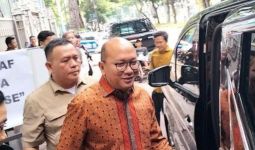 Rosan Roeslani Kunjungi Megawati, Mubalig Muda Angkat Topi - JPNN.com