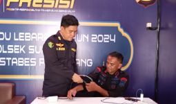 Tim Dokkes RS Bhayangkara Palembang Periksa Kesehatan Petugas yang Berjaga dan Pemudik - JPNN.com