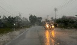 Cuaca Riau Hari Ini 15 April 2024, BMKG: Waspada Hujan Lebat dan Angin Kencang - JPNN.com