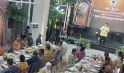 Plt Ketum PPP Bergabung dengan Elite Parpol Pendukung Prabowo, Duduk Dekat Kaesang - JPNN.com