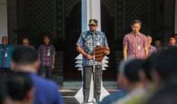 Penjabat Gubernur Jateng: ASN Harus Berikan Pelayanan Terbaik - JPNN.com