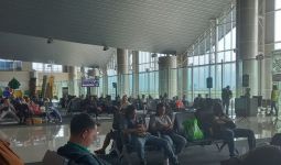 Gunung Ruang Erupsi, Bandara Sam Ratulangi Ditutup Sementara - JPNN.com