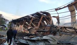 Pabrik Rotan di Cirebon Terbakar, Kerugian Diperkirakan Mencapai Rp 10 Miliar - JPNN.com