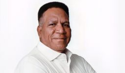 Profil Paulus Waterpauw, Tokoh Besar yang Masuk Bursa Calon Gubernur Papua - JPNN.com