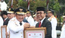 Peringatan Hari Otda Nasional, Wali Kota Denpasar Terima 2 Penghargaan, Selamat! - JPNN.com