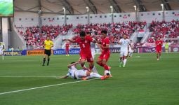 Suporter Timnas U-23 Indonesia Bersorak, Ferarri Sujud Syukur, Dia Bilang Begini - JPNN.com