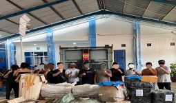 Bea Cukai & Satgas BAIS Gagalkan Kegiatan Impor Ilegal di Aceh - JPNN.com