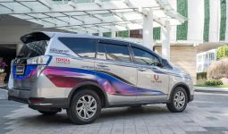 TMMIN Meluncurkan Toyota Kijang Innova Listrik Pertama di Dunia - JPNN.com